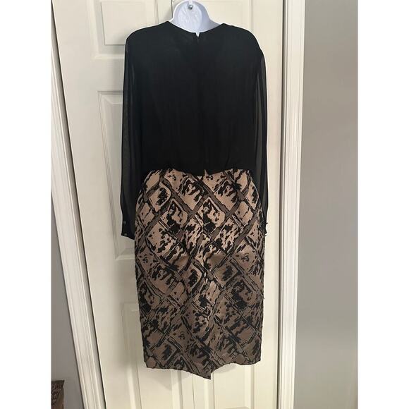 Lafayette 148 New York dress size 10. Black with mohair embellished skirt - Picture 7 of 16